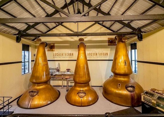 Auchentoshan distillery stillroom c.1 red