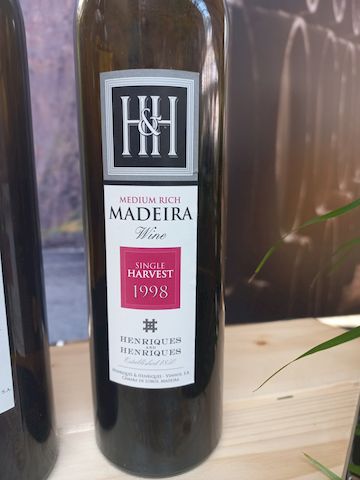 Dugas 2025 9h2 Henriques et H Madeira 1998