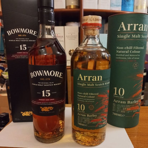 Bowmore 15 SOC n Arran 10 A.Barley Insta red pic 1b red